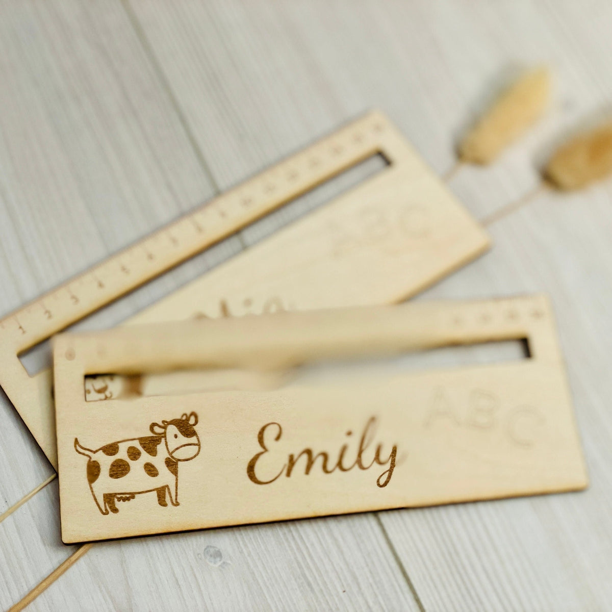 Lesehilfe Schulanfrag Lineal Personalisiert Schulkind Geschenk Geburtstag Lindeal Das Glückswerk