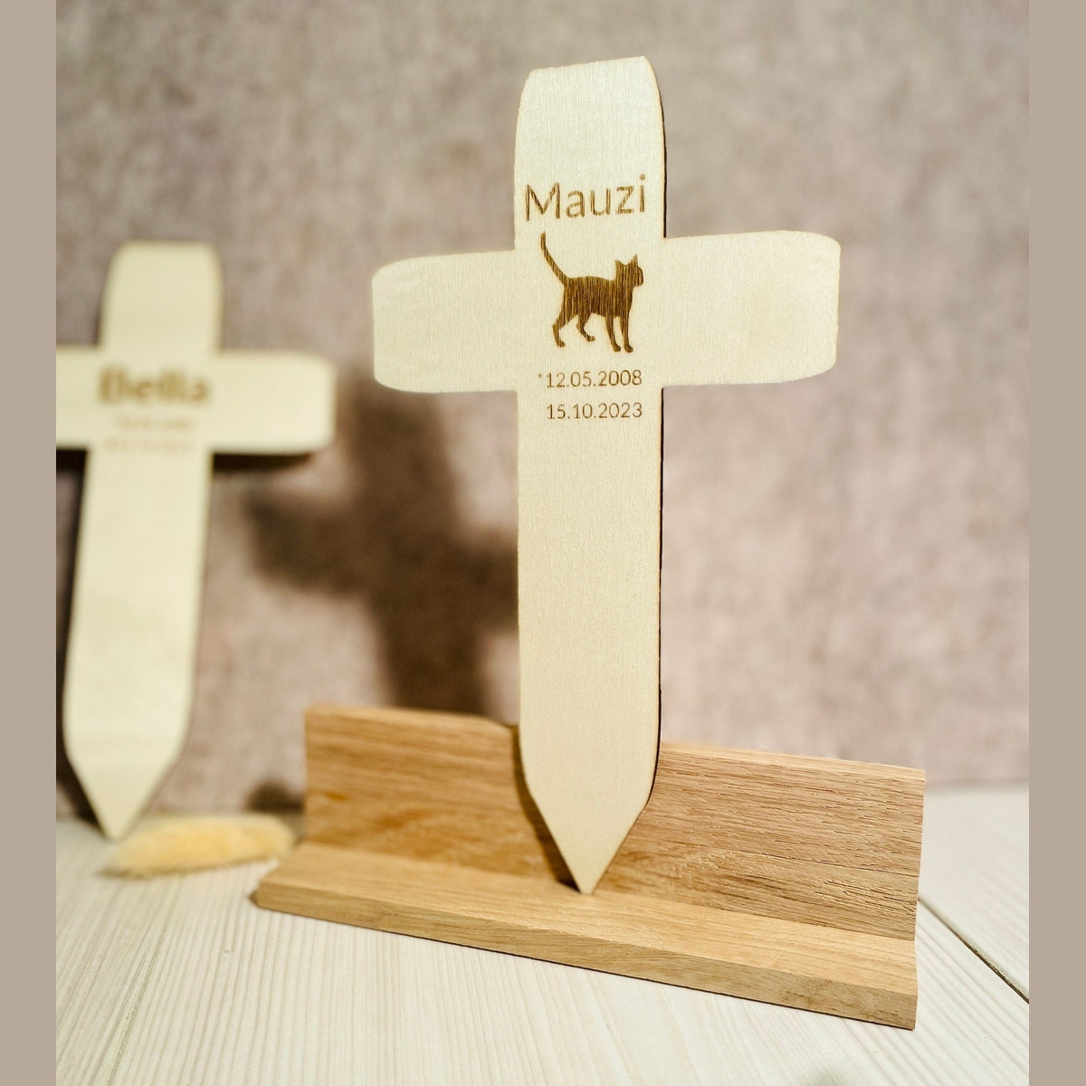 Trauerkreuz für Haustierbestattung – Persönliches Gedenkzeichen für Katze, Hund & Tier Kreuz Das Glückswerk