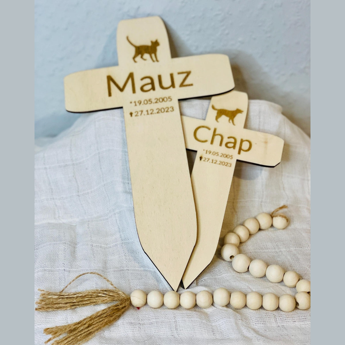 Trauerkreuz für Haustierbestattung – Persönliches Gedenkzeichen für Katze, Hund & Tier Kreuz Das Glückswerk