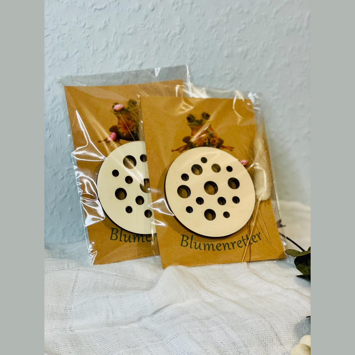 Blumenretter naturbelassen aus Holz nett verpackt passend für Glück Gläser Blumenretter Das Glückswerk
