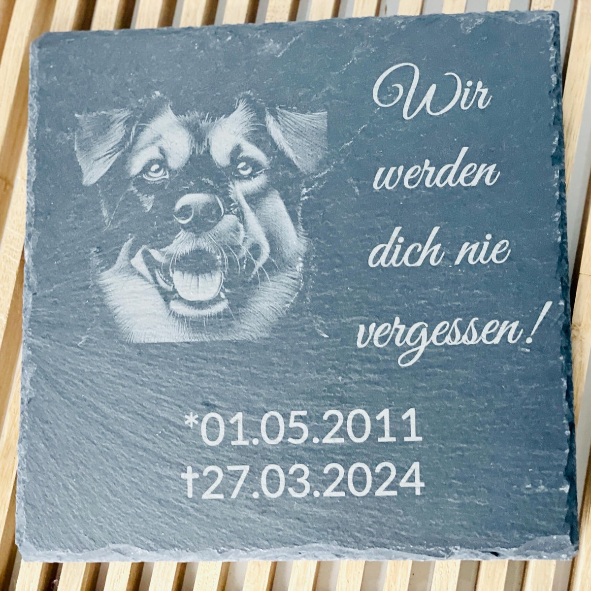 Schiefertafel als Grabstein für Haustiere - Beerdigung Katze Hund Kaninchen Aufsteller Das Glückswerk
