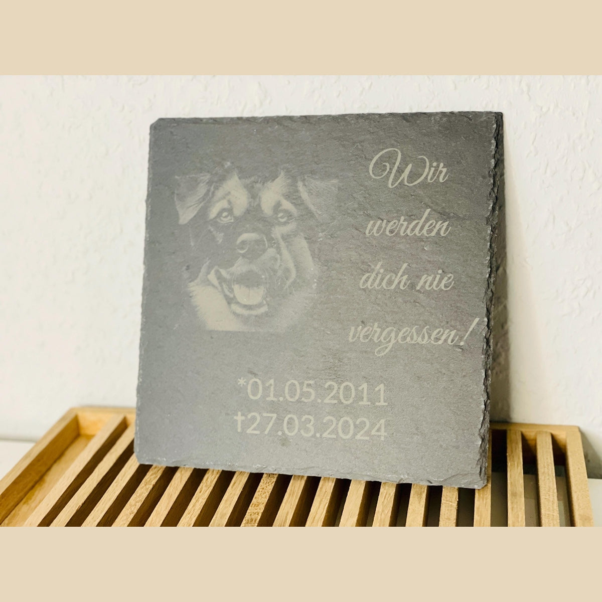 Schiefertafel als Grabstein für Haustiere - Beerdigung Katze Hund Kaninchen Aufsteller Das Glückswerk