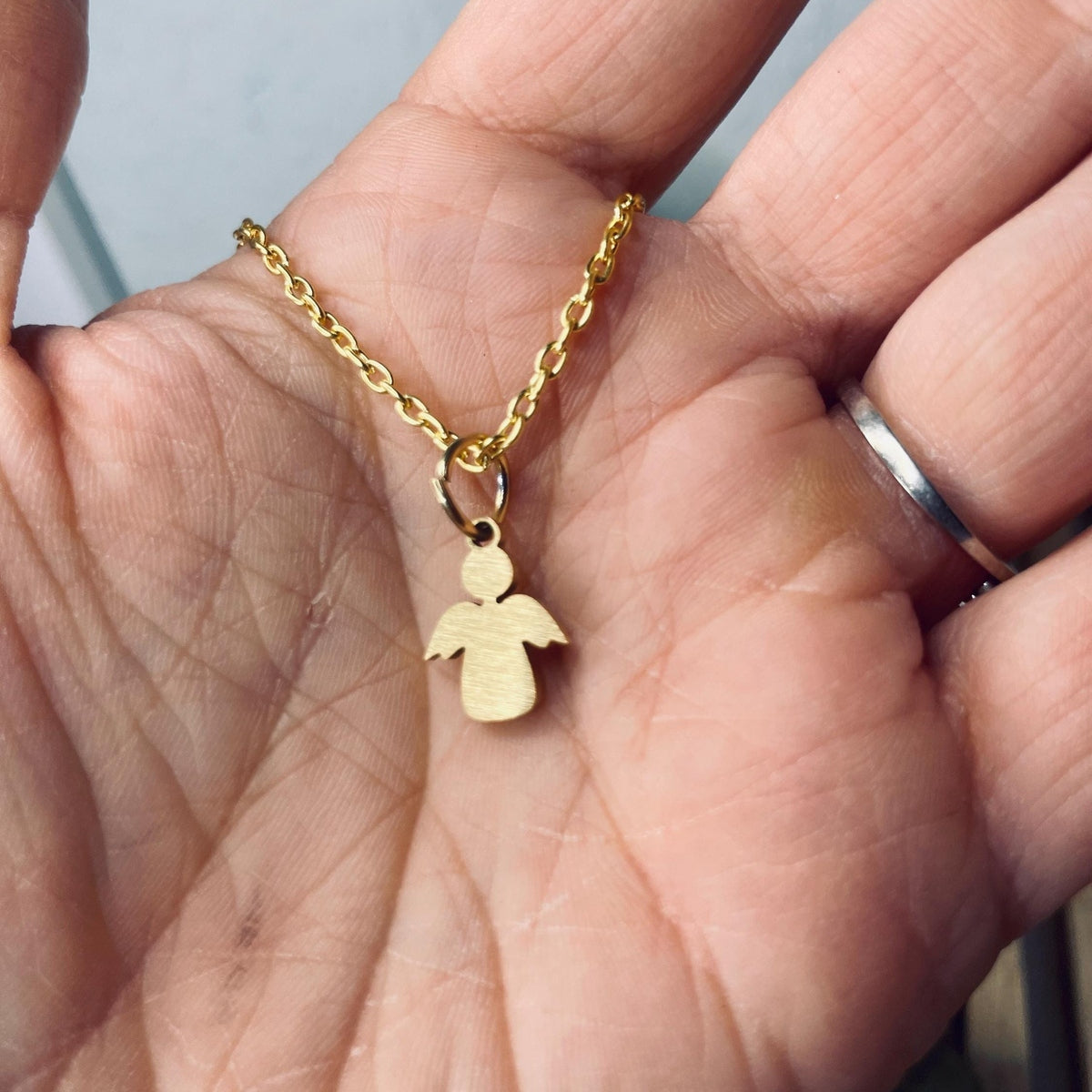 Halskette >> goldener Engel << im Schmuckkästchen mit Wunschgravur Kette Das Glückswerk