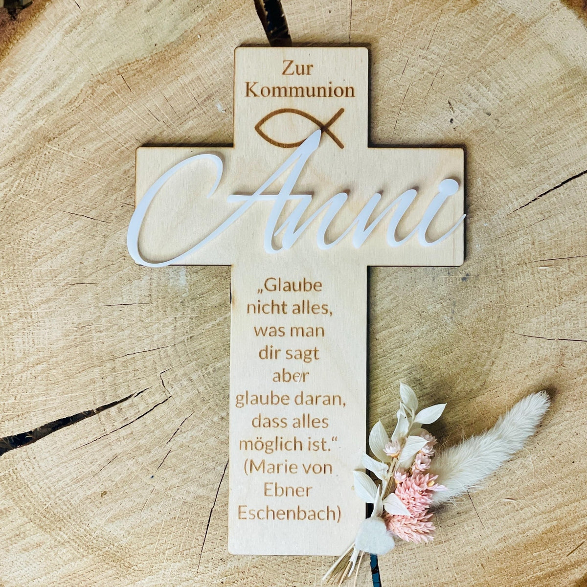 Christliches Geschenk zur Taufe oder Kommunion Kreuz mit Namen aus Acrylglas Kreuz Das Glückswerk