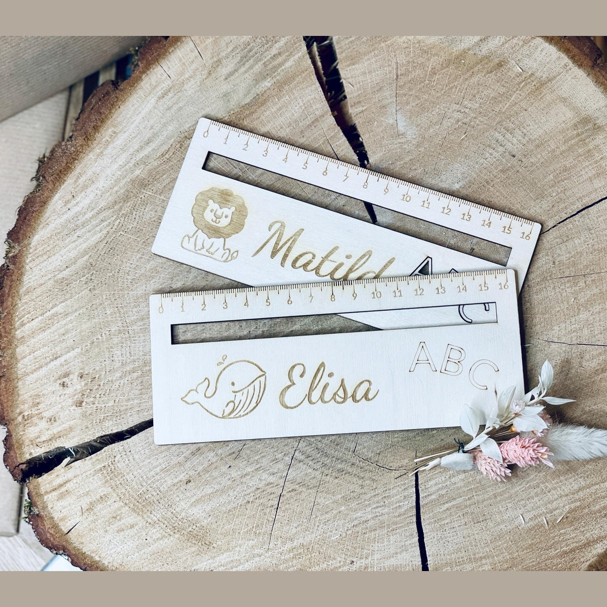 Lesehilfe Schulanfrag Lineal Personalisiert Schulkind Geschenk Geburtstag Lindeal Das Glückswerk