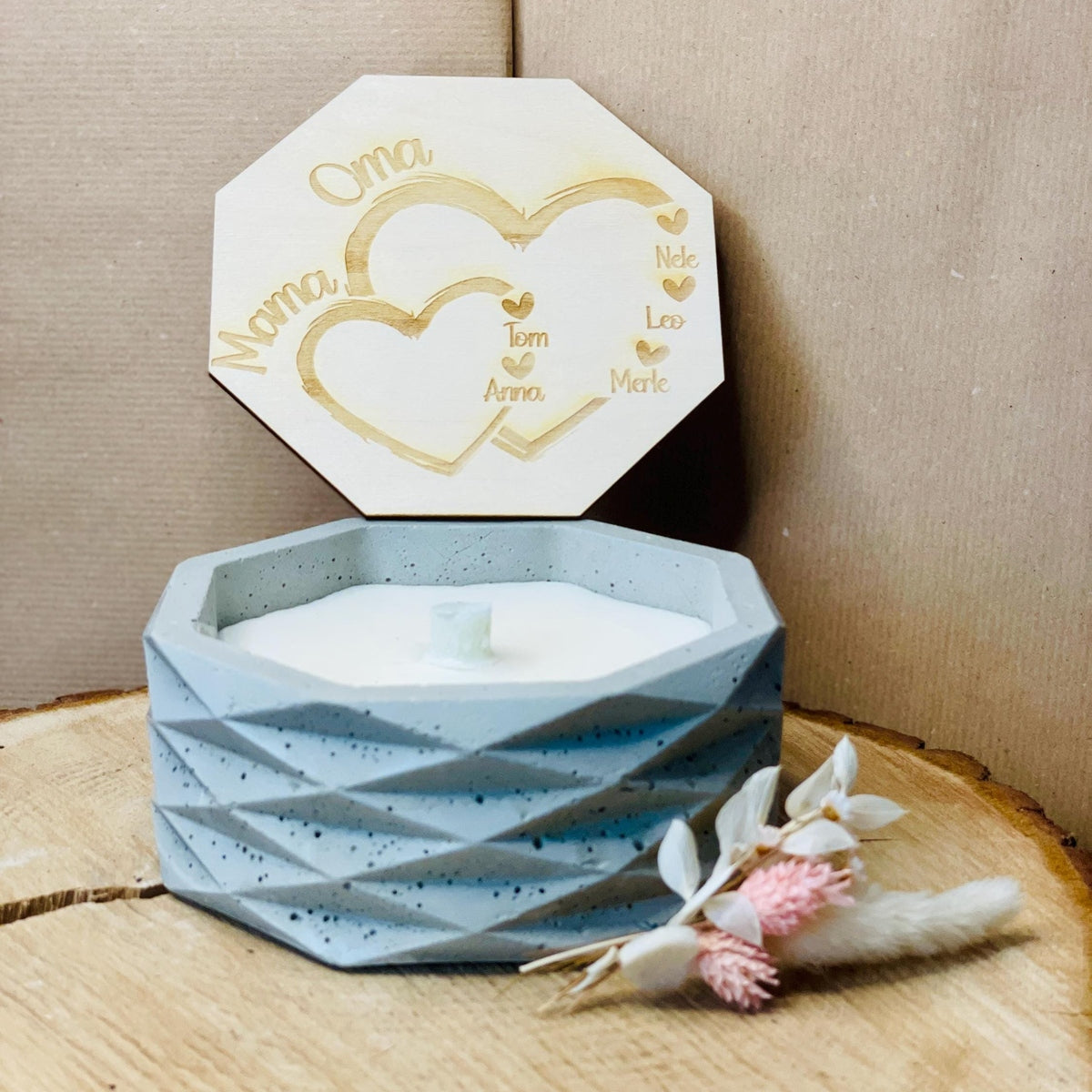 Betonkerze - herzliche schlichte edele Kerze zum verschenken zum Muttertag mit persönlicher GRavur der Kinder und Enkel, Outdoor-Kerze Betonkerze Das Glückswerk