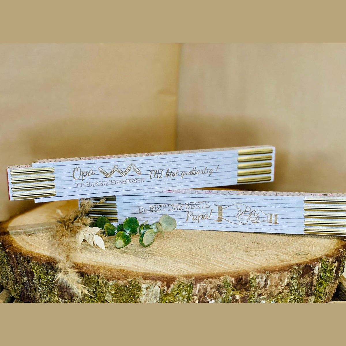 Zollstock mit Wuschgravur als Geschenk für Papa oder Opa Zollstock Das Glückswerk