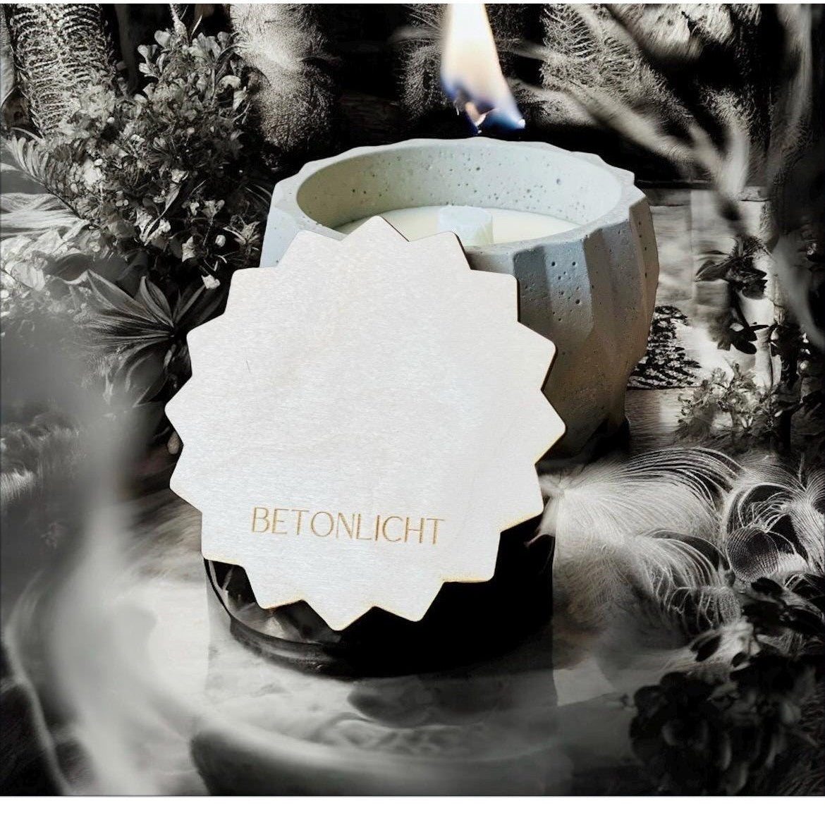 Edele eckige handmade Betonkerze „Betonlicht“ – langlebige Dekokerze mit Gravur, Dauerdocht für stimmungsvolles Licht Betonkerze Das Glückswerk