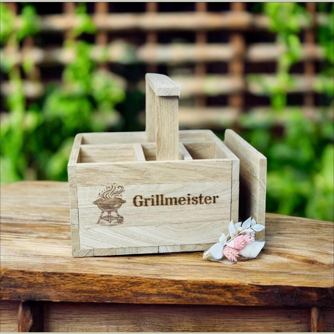Grillkorb Besteckkorb individualisierbar aus Holz Besteckkorb Das Glückswerk