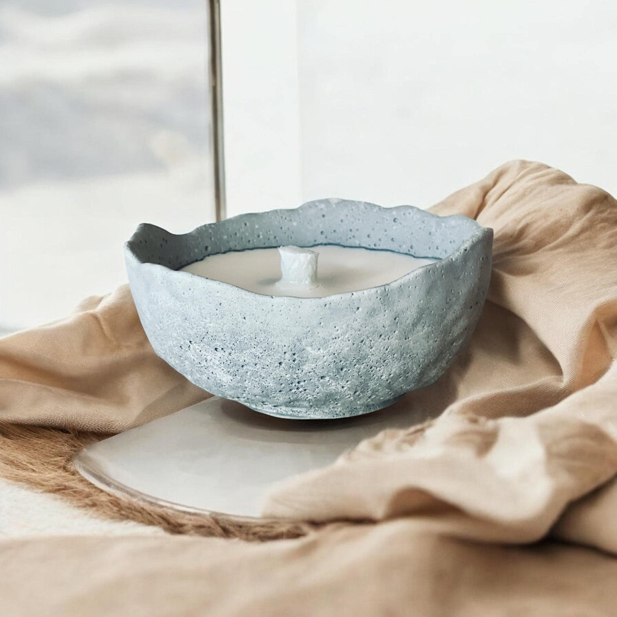 Rustikale Betonkerze – Perfekt zum Verschenken & für den Outdoor-Bereich | Kerze, 13 cm breit Betonkerze Das Glückswerk