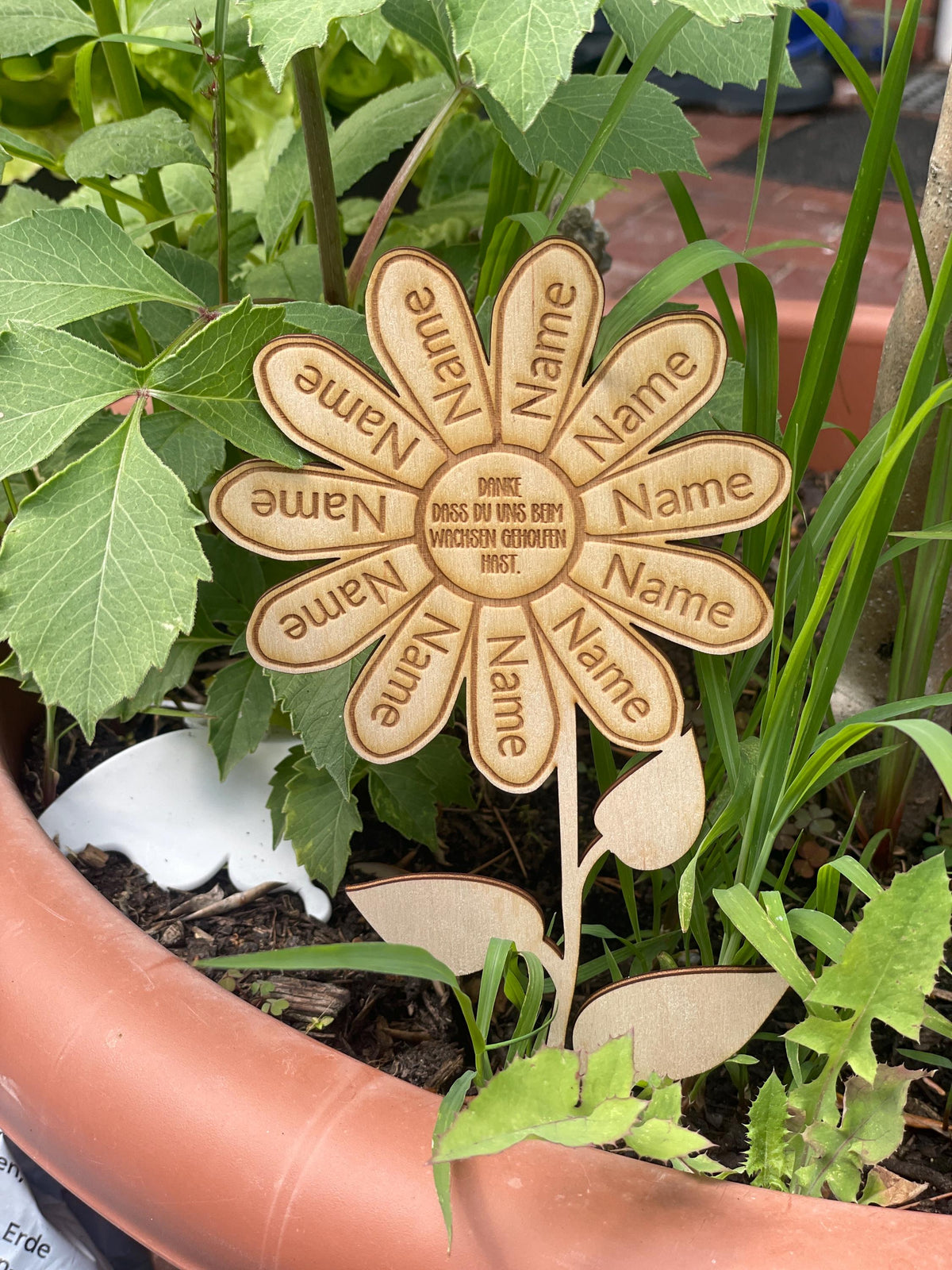 Holzblume als Dankeschön-Geschenk für Erzieherinnen und Erzieher