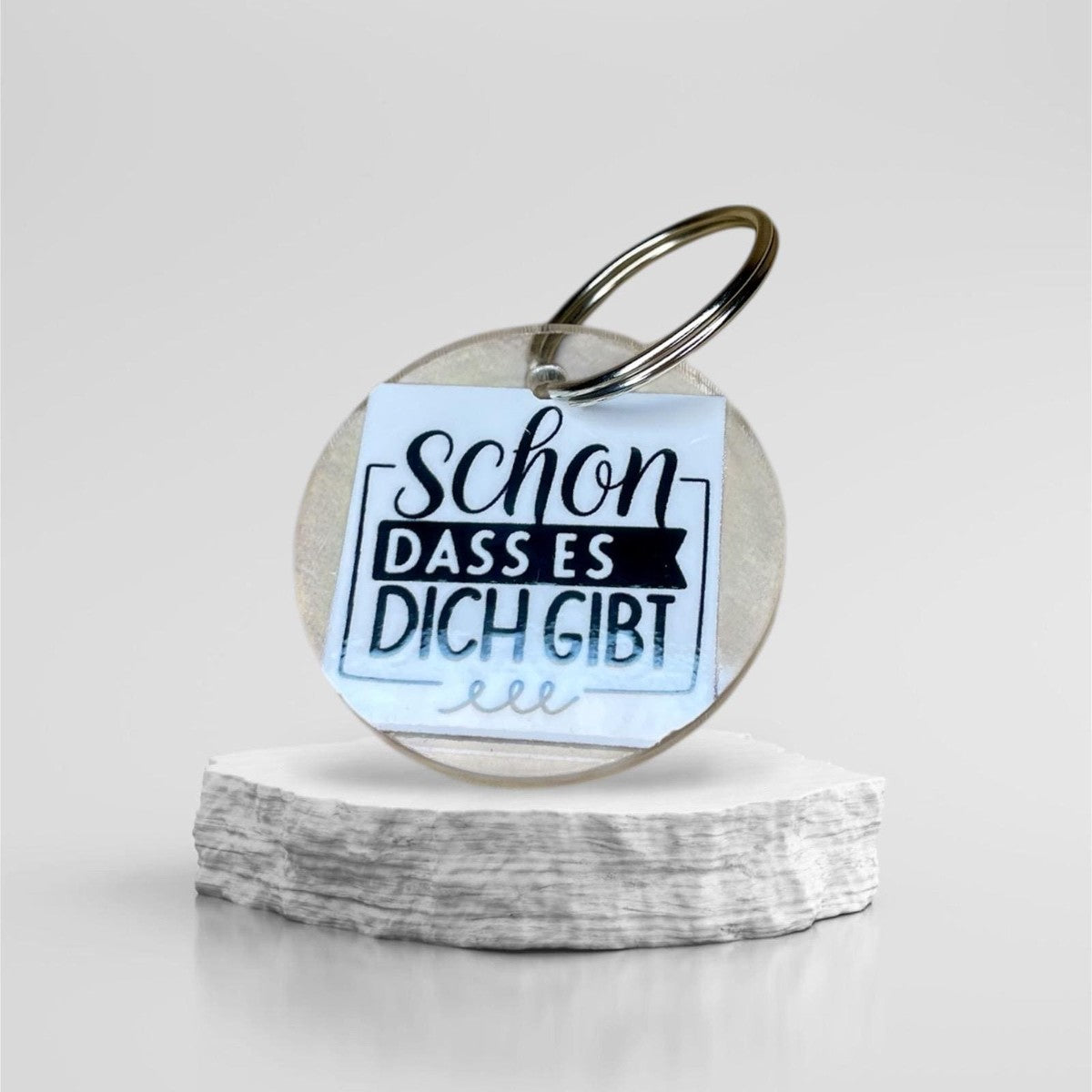Schlüsselanhänger "Schön, dass es dich gibt" – Herzensbotschaft aus Acryl Schlüsselanhänger Das Glückswerk