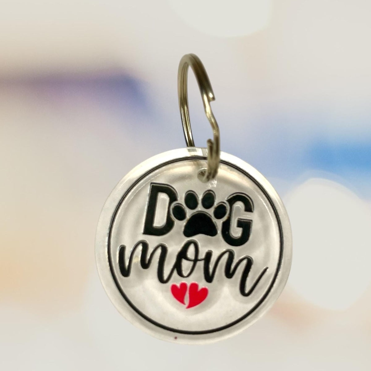 Schlüsselanhänger "Dog Mom" aus klarem Acryl – Perfekt für alle Hundemamas Schlüsselanhänger Das Glückswerk