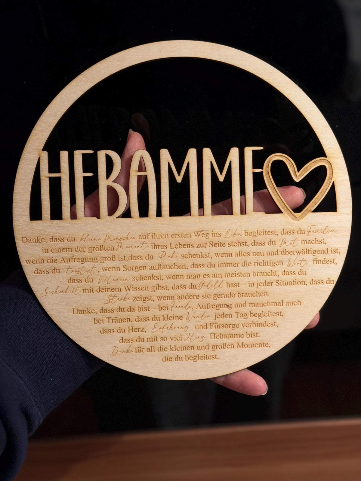 Holzkranz Hebamme Dankeschön graviert, Geschenk zur Geburt, Abschiedsgeschenk Geburtsbegleitung, DasGlueckswerk, Dekoration, Door Hangers, Holz