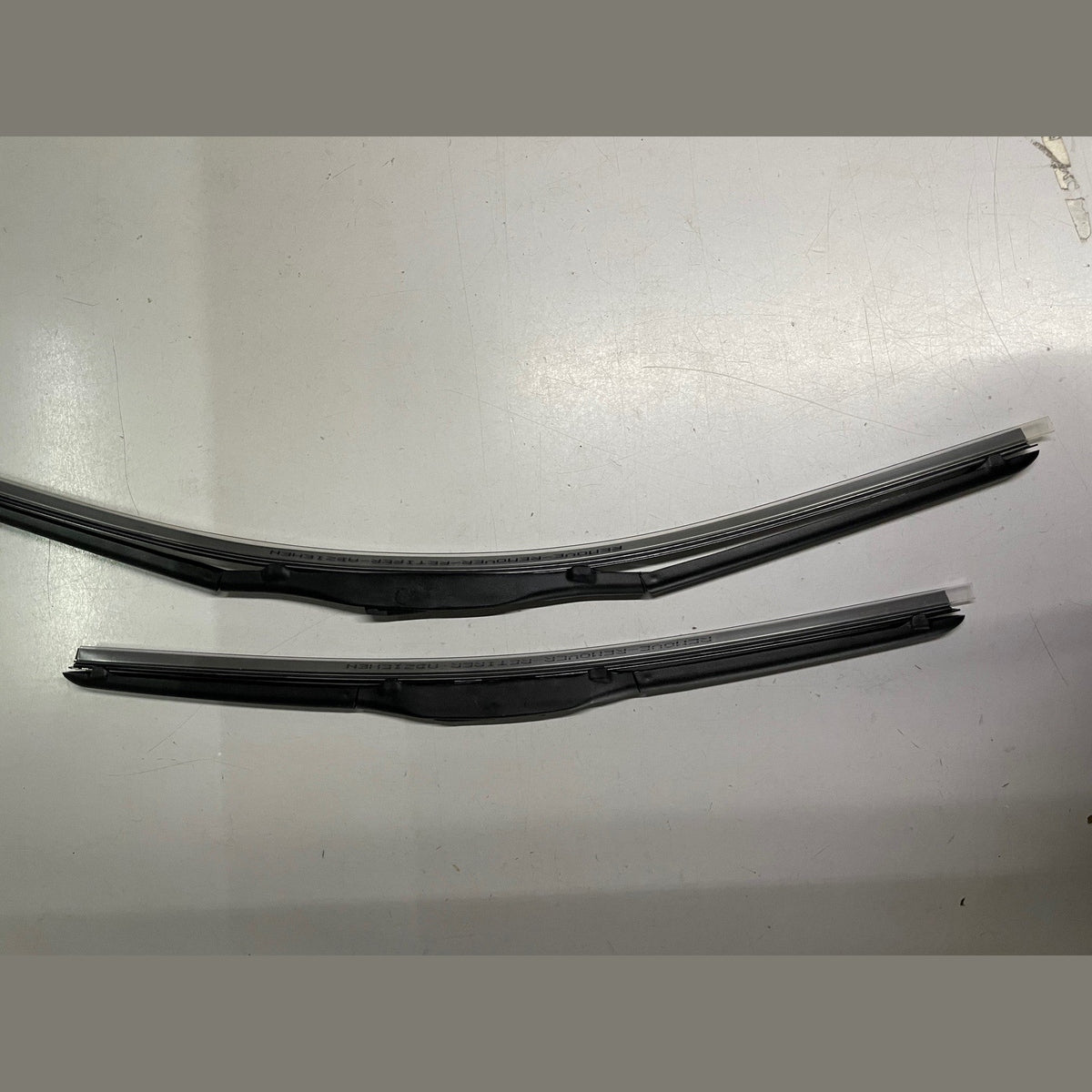 Mazda MX-5 NC ab 2005-2015 Wischerblatter vorn NE52-67-330B NE75-67-330B Wartung Mazda