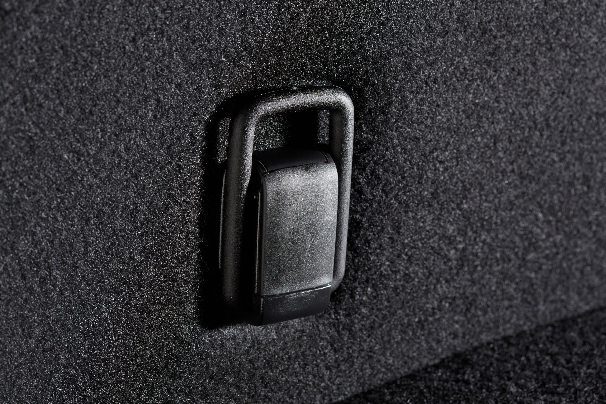 Mazda 3 BN 2016-2019 Ladungssicherungshaken BHN9-V0-52X Ladungssicherungshaken Mazda
