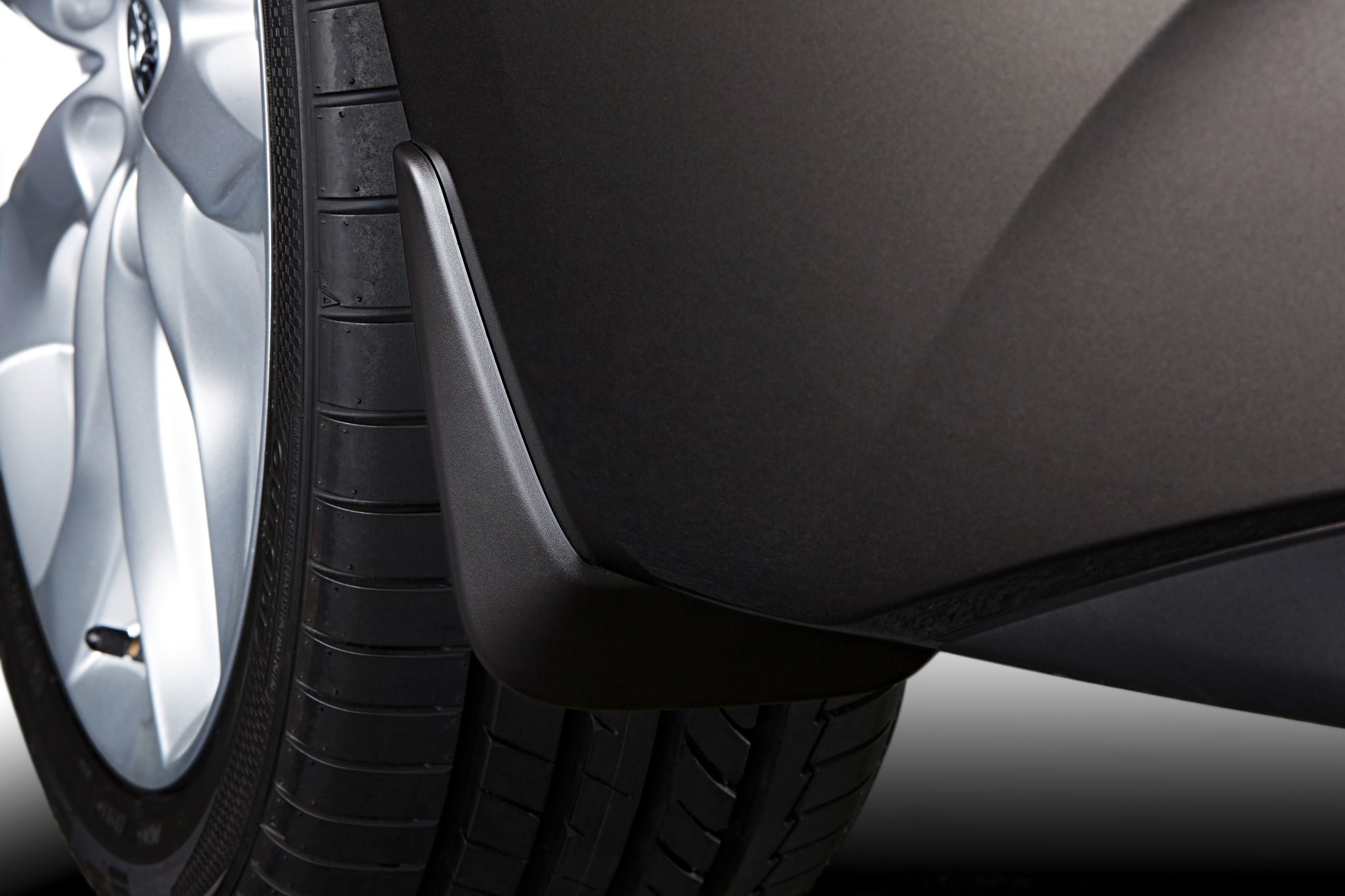 Mazda 3 BN 2016-2019 Schmutzfängersatz für hinten BHR1-V3-460 Schmutzfängersatz für hinten Mazda