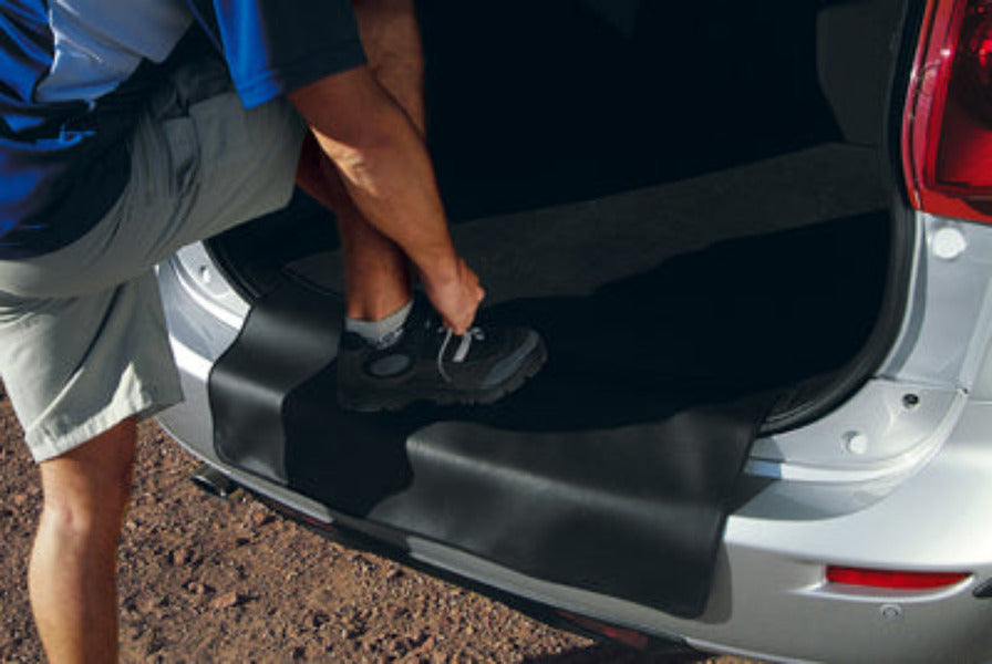 Mazda 5 CR 2007-2010 Kofferraummatte mit Ladekantenschutz CC29-V0-381 Kofferraummatte mit Ladekantenschutz Mazda