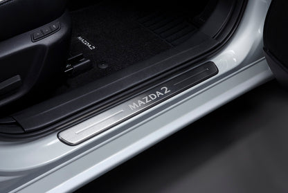 Mazda 2 DJ ab 2023 Einstiegsblenden D43N-V1-370 Einstiegsblenden Mazda