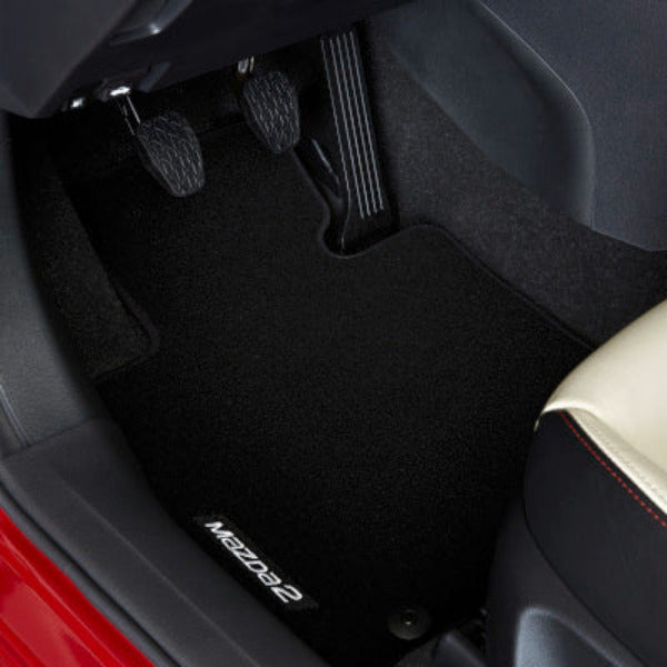 Mazda 2 DJ 1014-2019 Textilfußmattensatz "Standard" DC3L-V0-320A Textilfußmattensatz "Standard" Mazda