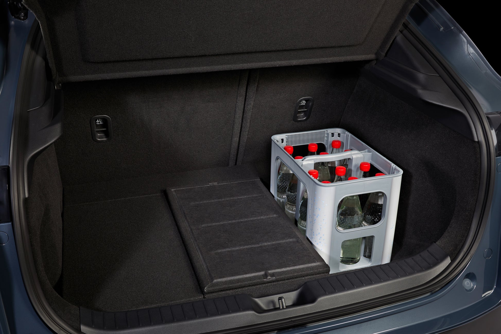 Mazda CX-30 DM 2019 Smart Cargo System (Fahrzeuge ohne BOSE) DFR9-V0-580 Smart Cargo System (Fahrzeuge ohne BOSE) Mazda