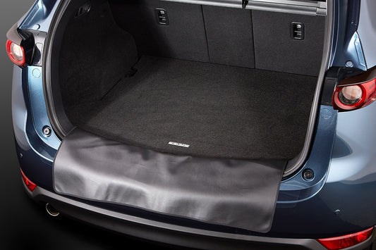 Mazda CX-5 KF 2017-2025 Kofferraummatte mit Ladekantenschutz KB8M-V0-381 Kofferraummatte mit Ladekantenschutz Mazda