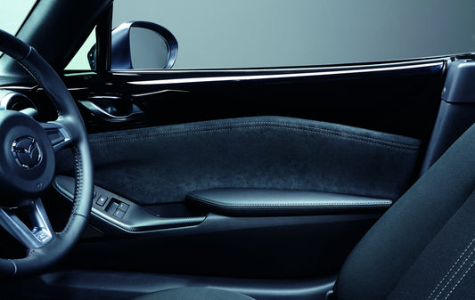 Mazda MX-5 NE 2023 Türverkleidung aus Alcantara NF6W-V1-200 Türverkleidung aus Alcantara Mazda