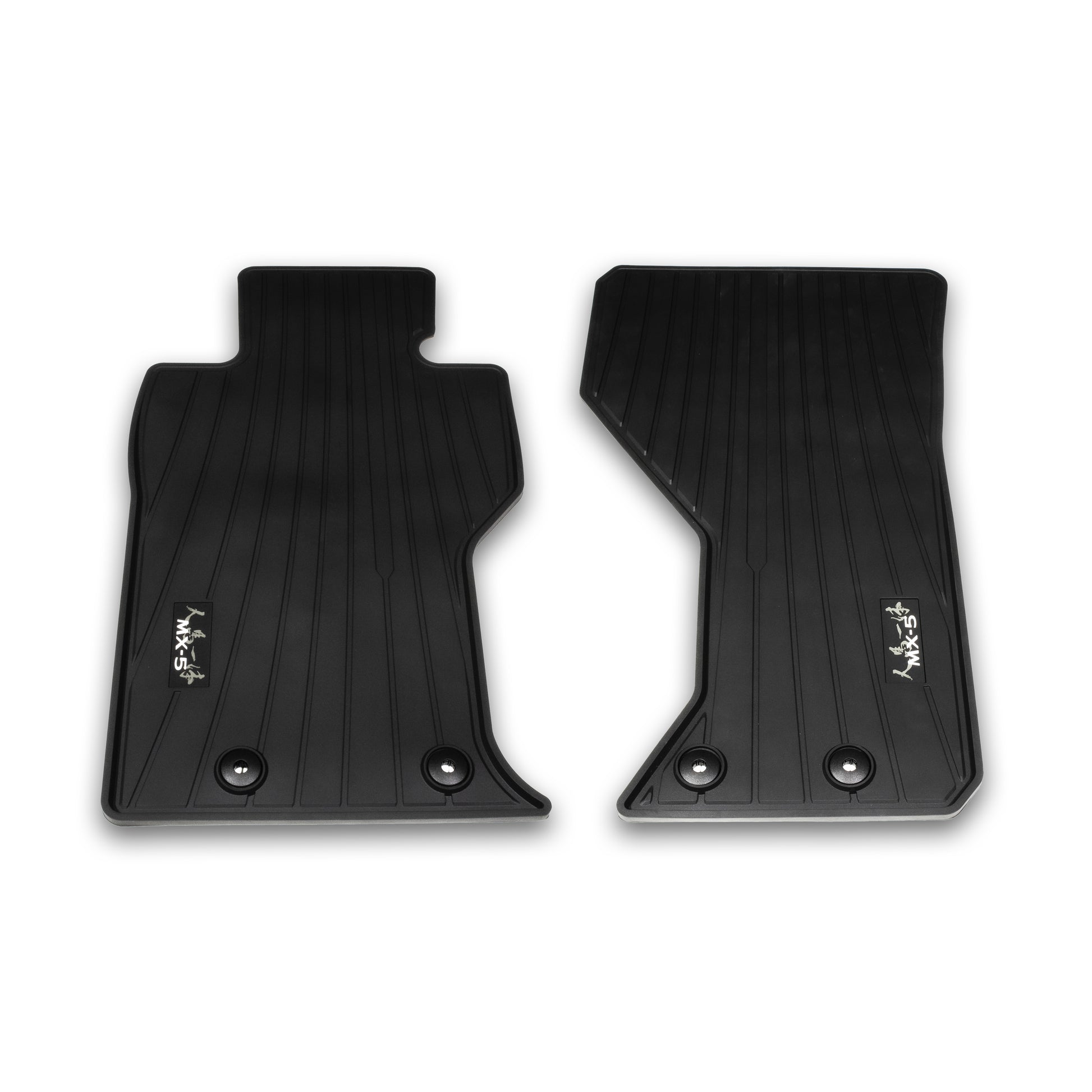 Mazda MX-5 NE 2023 Allwetter-Mattensatz mit "Jinba Ittai" Logo NG9E-V0-350 Allwetter-Mattensatz mit "Jinba Ittai" Logo Mazda