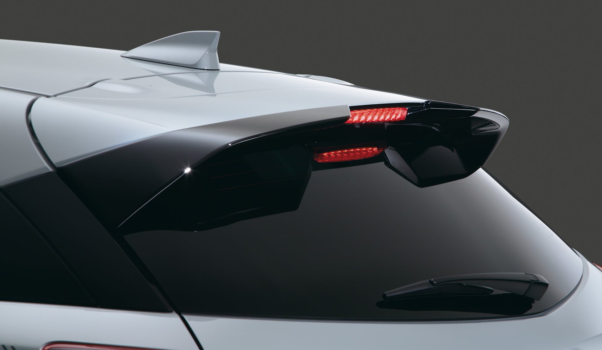 Mazda CX-3 DK ab 2021 Dachheckspoiler QDKE-51-9N0A-PZ Dachheckspoiler Mazda