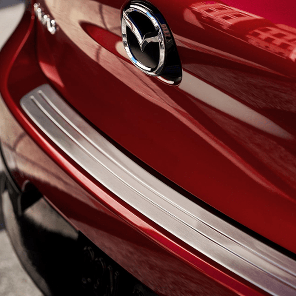 Mazda 3 BP ab 2018 Trittschutzleiste für den hinteren Stoßfänger BDEN-V4-080A Trittschutzleiste für den hinteren Stoßfänger Mazda
