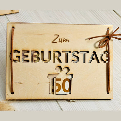 Geldgeschenk Karte zum Geburtstag aus Holz mit Lederband Geschenkkarte Das Glückswerk
