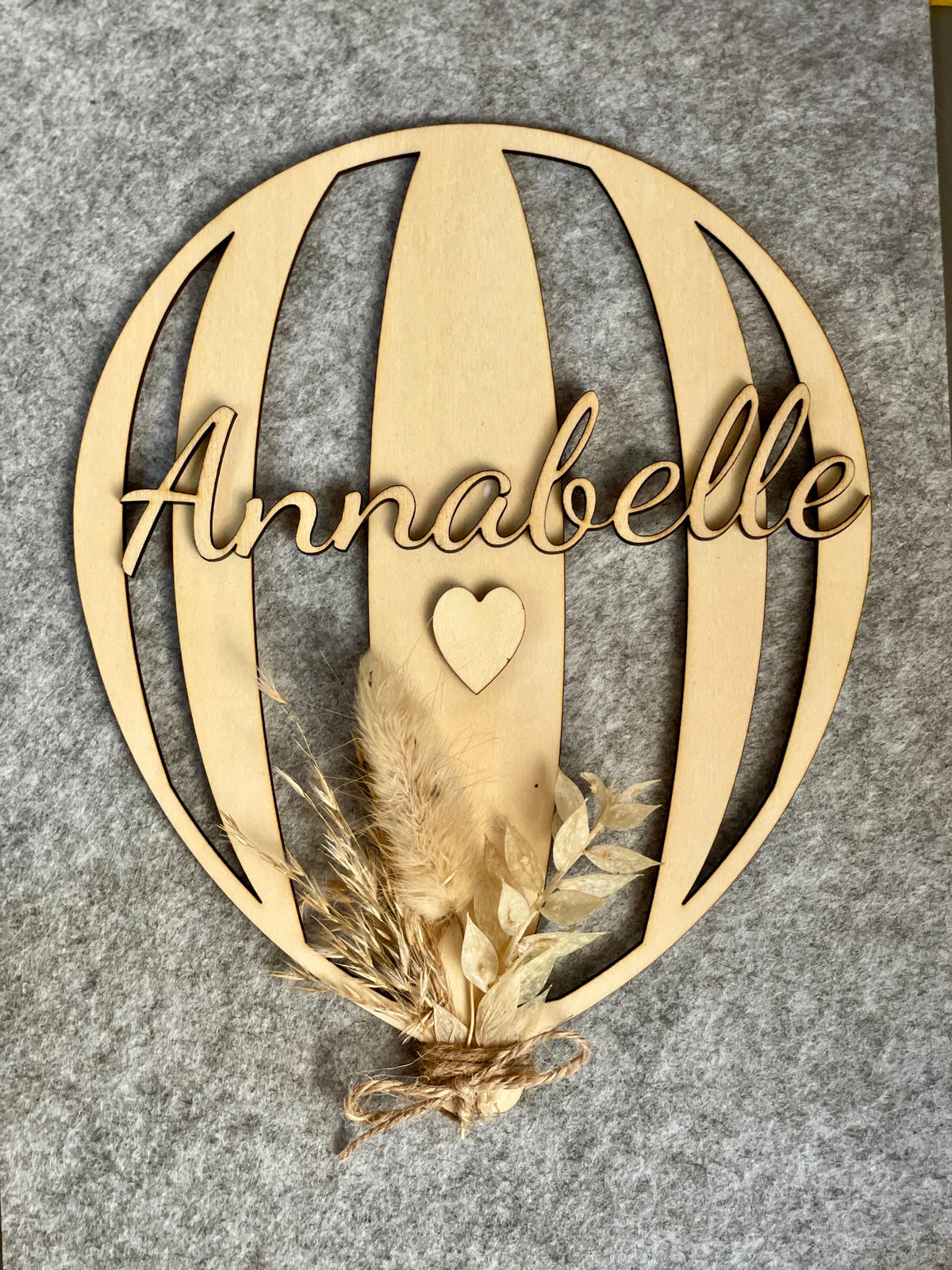Holzballon personalisiert mit 3D Name und Herz, Geschenk zur Geburt, Kinderzimmer Deko 15-25 cm, DasGlueckswerk, Dekoration, Wreaths, Holz