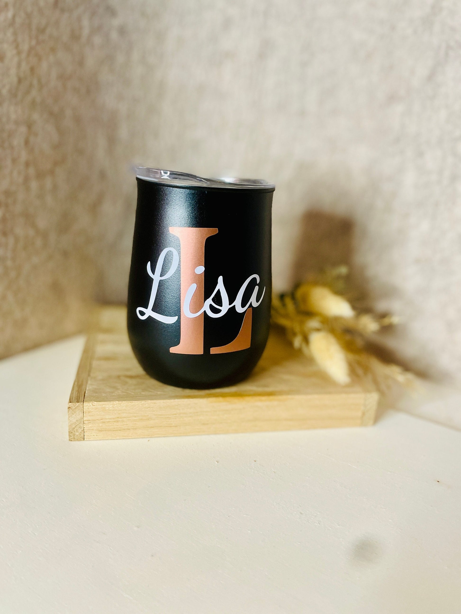 geschlossener Weinbecher personalisiert mit namen Trinkbecher Glückswerk