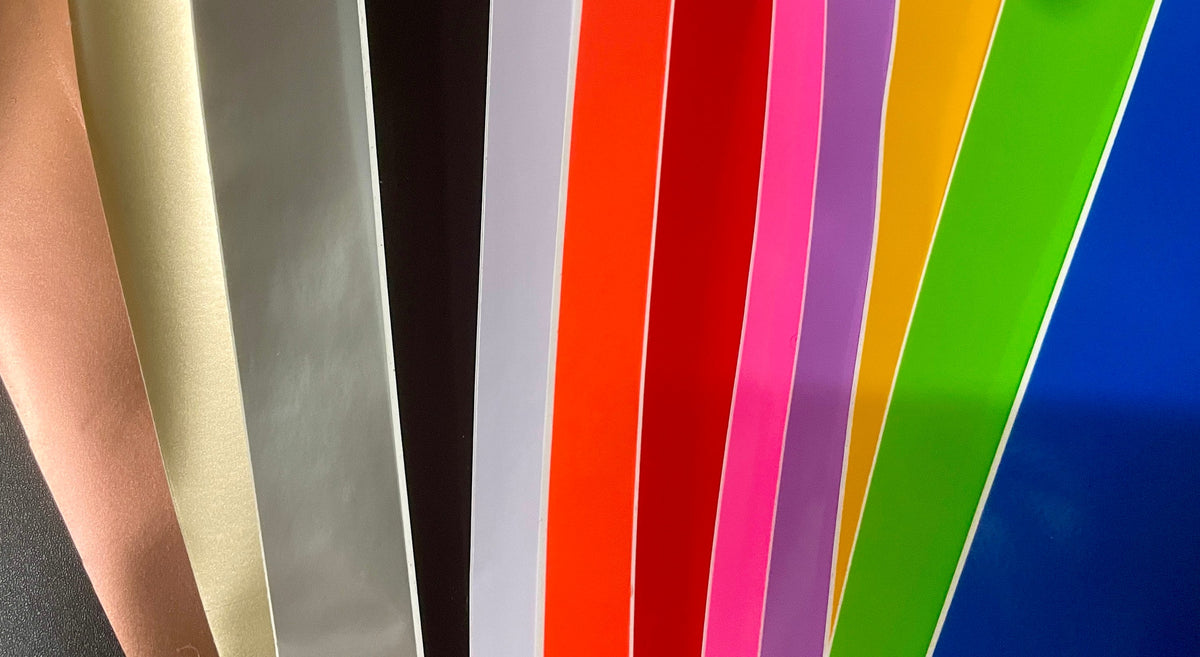 Weinbecher personalisiert mit Namen, Edelstahl schwarz oder grau, Geschenk für Freunde, DasGlueckswerk, Küche & Genuss, Travel Mugs, metall, plastik