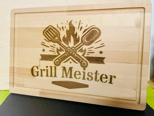 großes Brett 26x40 cm Grillmeister als Schneidebrett oder Geschenk Brettchen Glückswerk Leinölfirnis