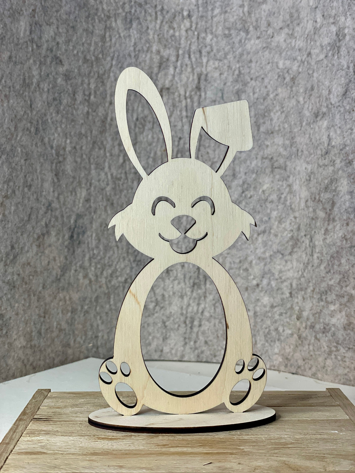 Holz-Osterhase für Eier – Handgefertigte Holzdekoration – Geschenk & Frühlingsdekoration, DasGlueckswerk, Ostern, Party Favors, holz