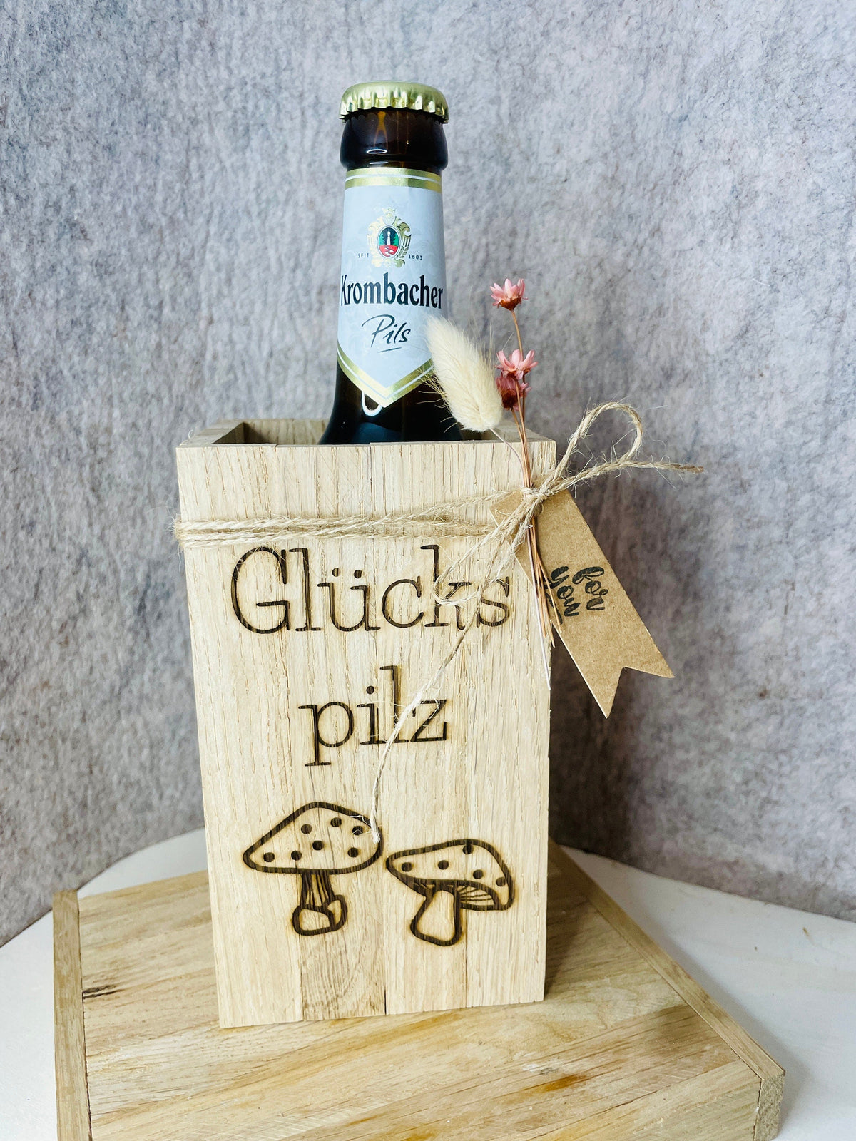 Sektbox, Geschenk für besondere Anlässe, Glückspilz Gravur, Geschenk zur Hochzeit, Geburtstagsgeschenk.