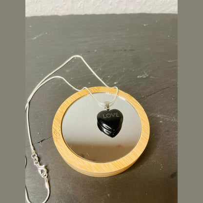 Halskette Herz aus obsidian Edelstein im Schmuckkästchen mit Wunschgravur Kette Das Glückswerk