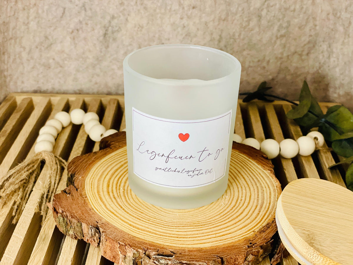Lagerfeuer Kerze im Glas mit Holzdocht, knisternde Duftkerze Geschenkidee, Mitbringsel Männer Hochzeit, DasGlueckswerk, Dekoration, Container Candles, holz, glas, wachs