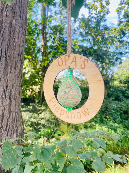 Opas Piepshow lustige Geschenkidee für Opa Papa Enkel Vogelhaus Vogelfutter Meisenknödel 20cm