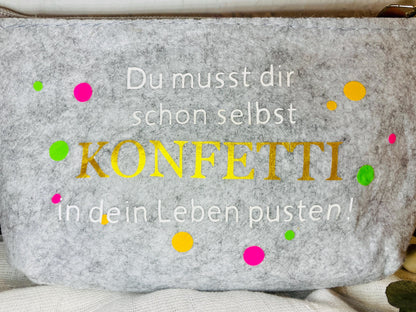 Kosmetiktasche Spruch Konfetti, Schminktasche aus RPET, Geschenk für beste Freundin, DasGlueckswerk, Hochzeit & Liebe, Cosmetic Bags, filz