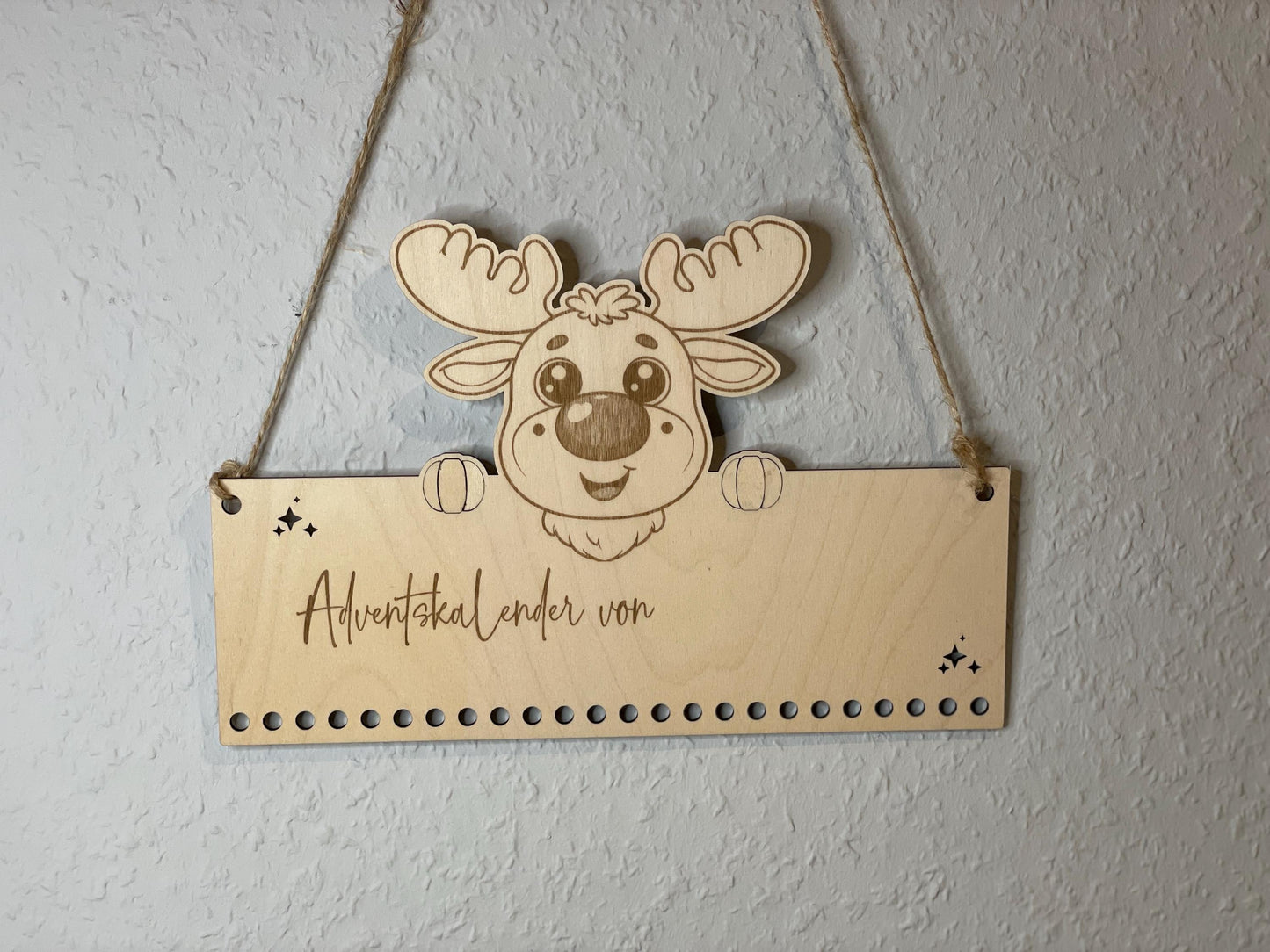 Individualisierter Adventskalender rehntier aus Holz Das Glückswerk