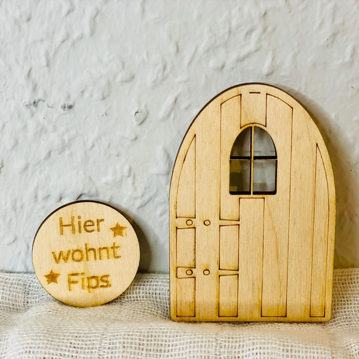 Wichtel Ornamente aus Holz - Wichteltür und Türschild Baustelle Tisch Stuhl Aufsteller Das Glückswerk