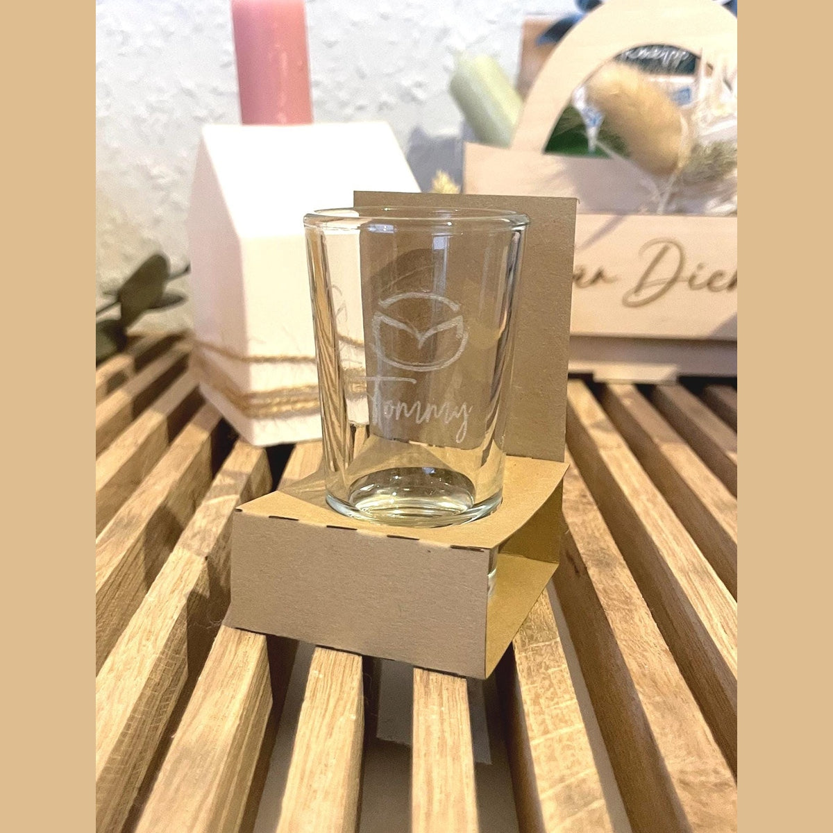 Schapsglas mit Namensgravur Glas Das Glückswerk