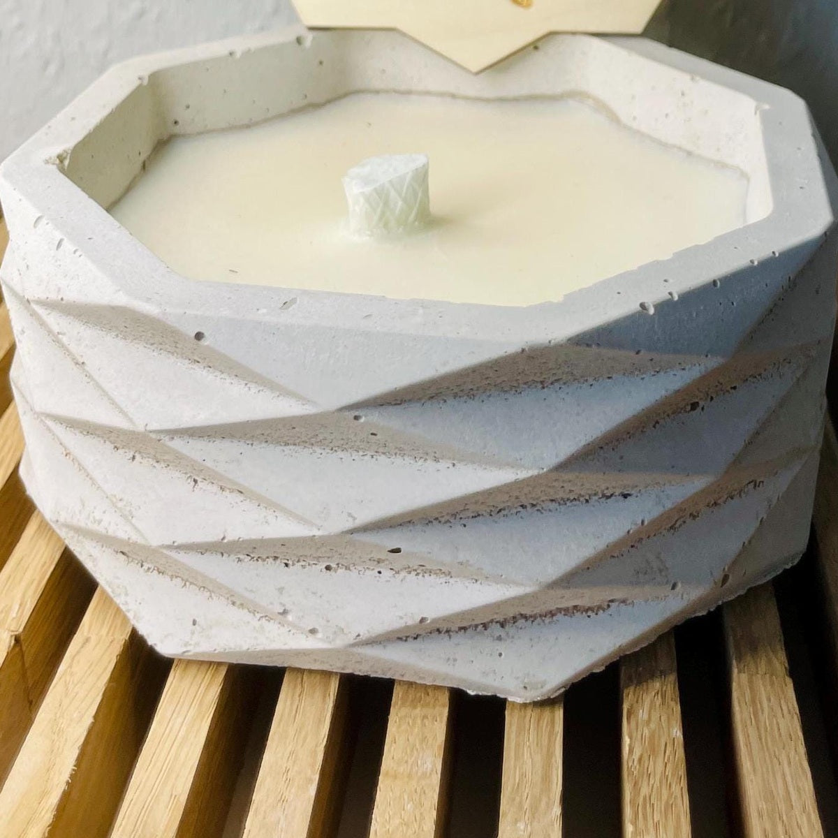 Betonkerze - Rustikale schlichte edele Kerze zum verschenken Outdoor-Kerze Betonkerze Das Glückswerk