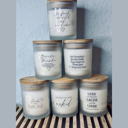 Handgemachte Sojawachs Kerze im Glas mit Holzdeckel und besondere Menschen sind oft die, die garnicht wissen, wie wundervoll sie sind Kerze Das Glückswerk