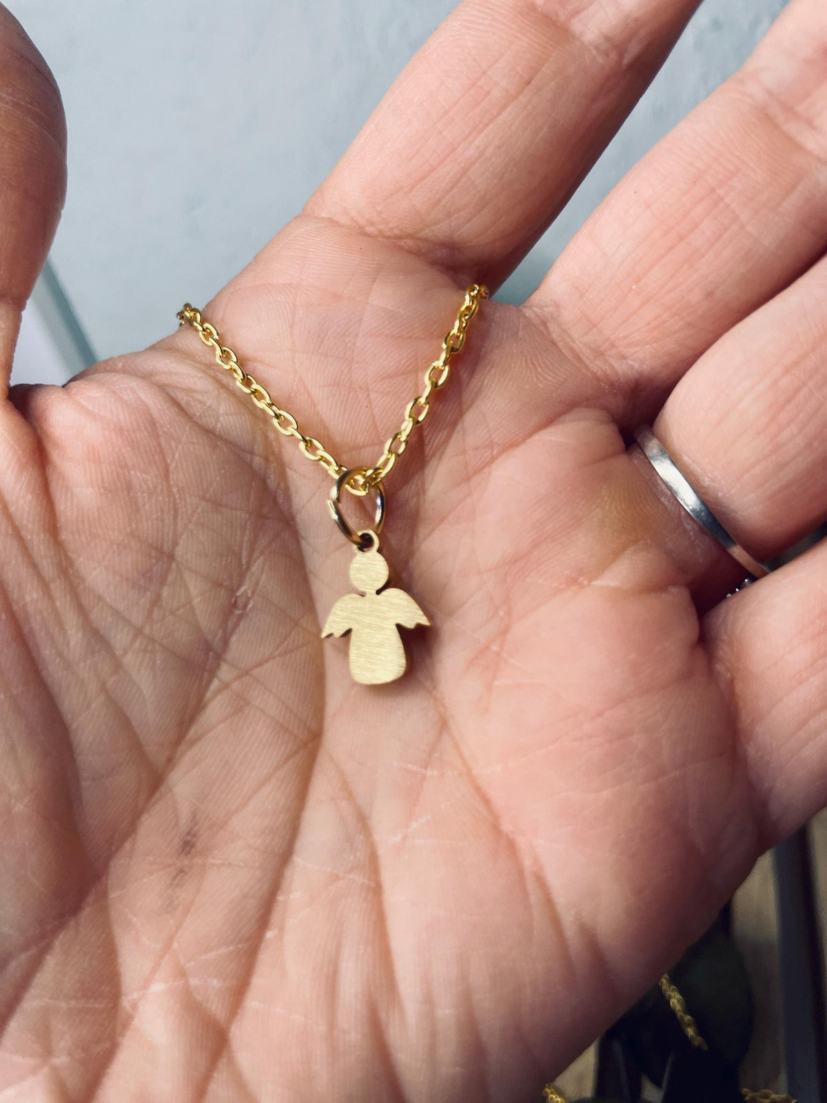 Halskette mit Engel, Engel Anhänger, personalisierte Halskette, graviertes Schmuckkästchen, Geschenkidee, Taufgeschenk, Geburtsgeschenk, Schutzengel Schmuck, personalisierter Schmuck, individuelles Geschenk, individuelles Schmuckstück
