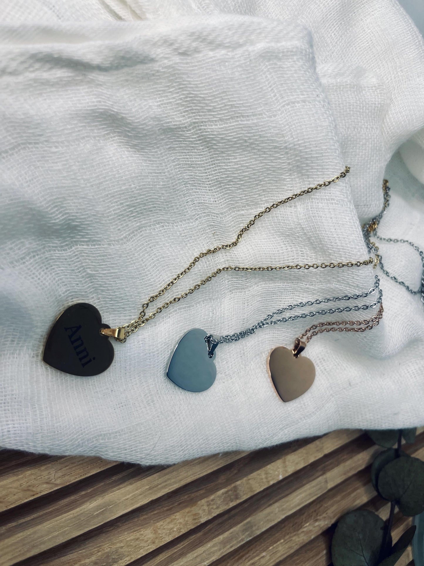 Halskette Herz Gravur, Anhänger Gold Silber Rosegold, im Schmuckkästchen mit Wunschtext, DasGlueckswerk, Personalisierte Geschenk, Charm Necklaces, obsidian