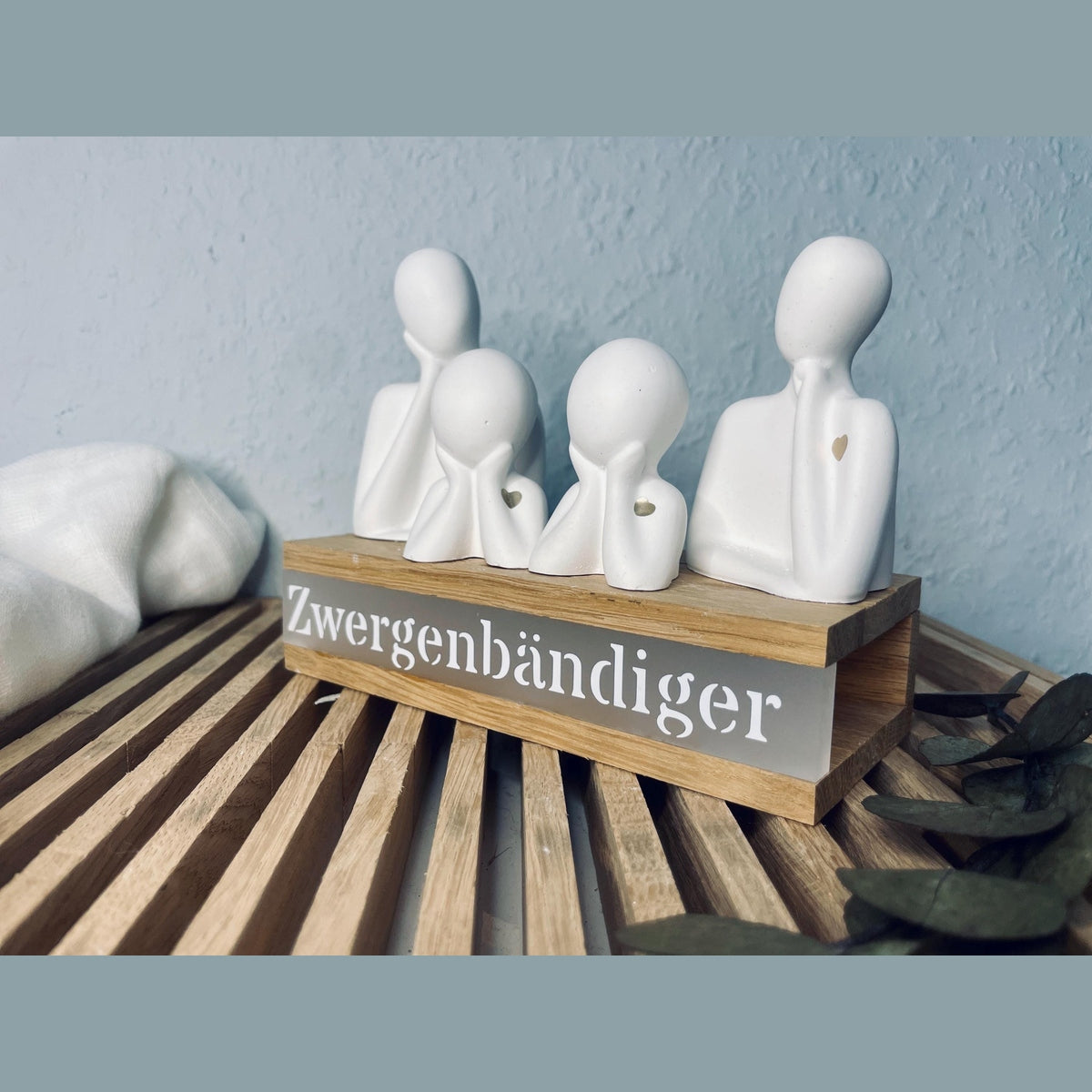 Personalisierter Ständer mit Wunschtext und Familie - Vater Mutter Kind oder paar Dekoration Das Glückswerk