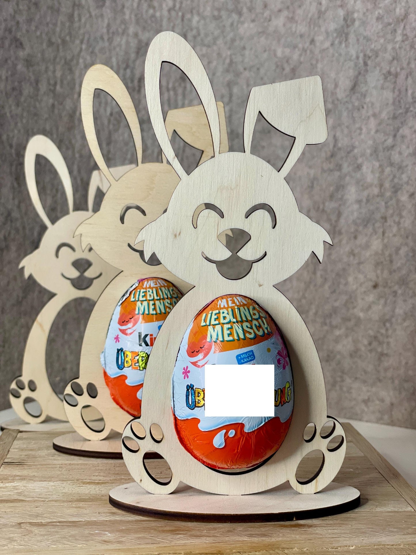 Holz-Osterhase für Eier – Handgefertigte Holzdekoration – Geschenk & Frühlingsdekoration Das Glückswerk